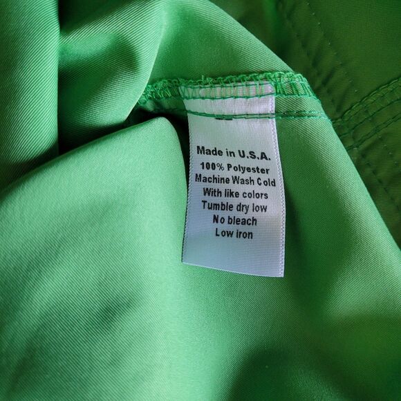 Carve Designs Womens 10.5 Inseam Board Shorts Sz Medium Green Tropical Beach NWT - Picture 3 of 9